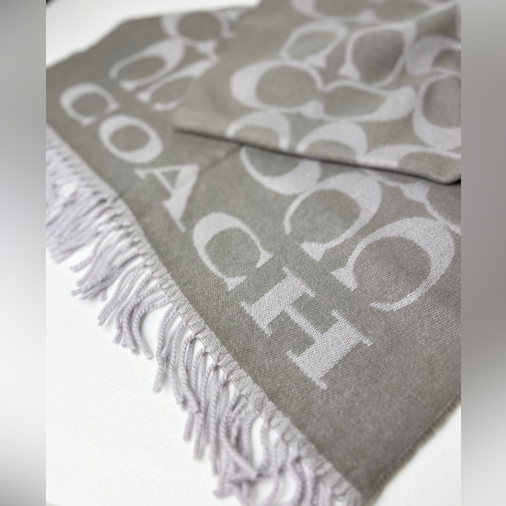 [NWT] COACH Signature Oversized Muffler, Grey Birch / Wool / Cashmere